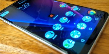 Android 8.0 Oreo Beta rollout starts for LG V30 in the US